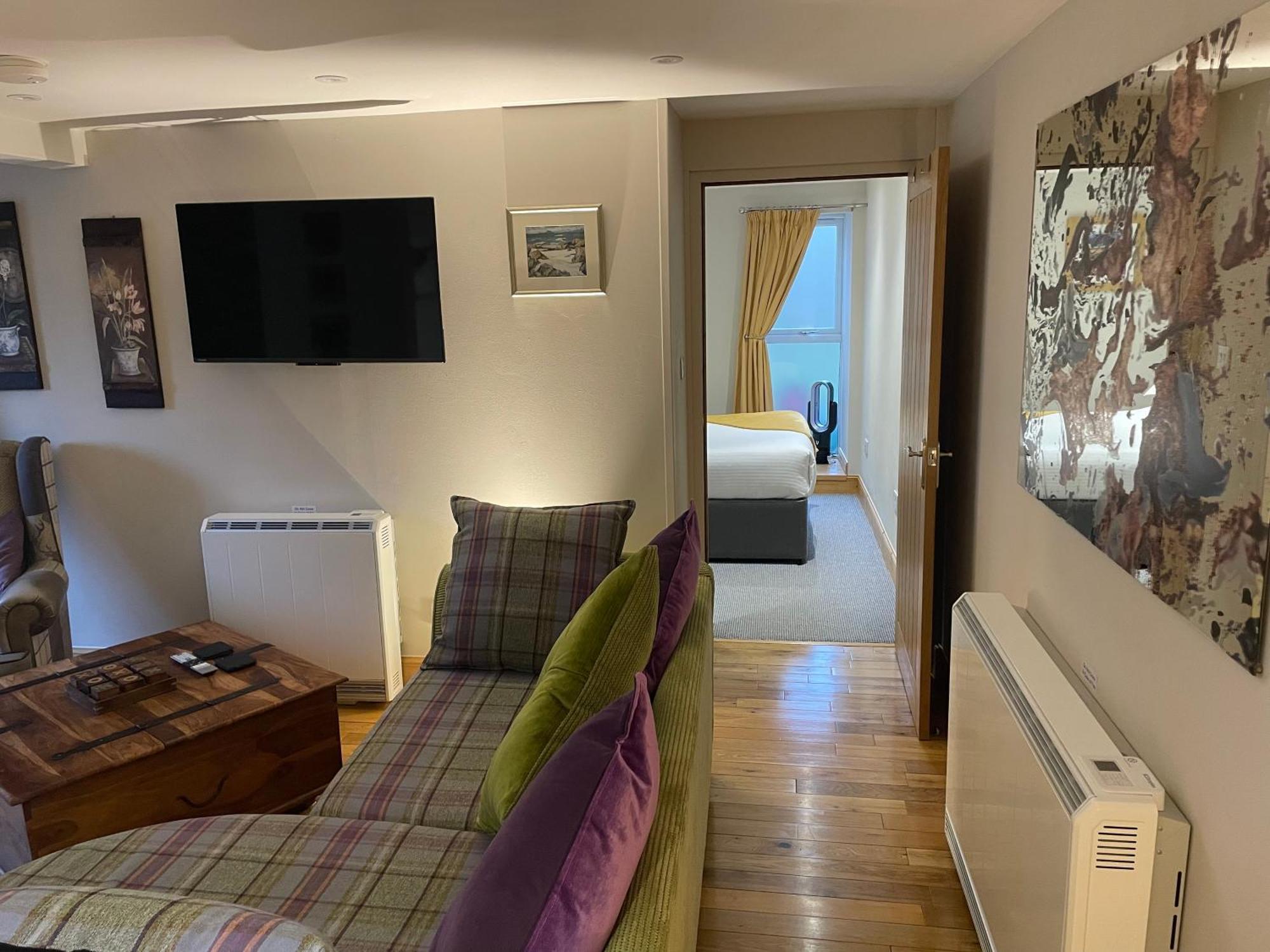 The Mews 2 Bedroom With Private Parking 奥本 外观 照片