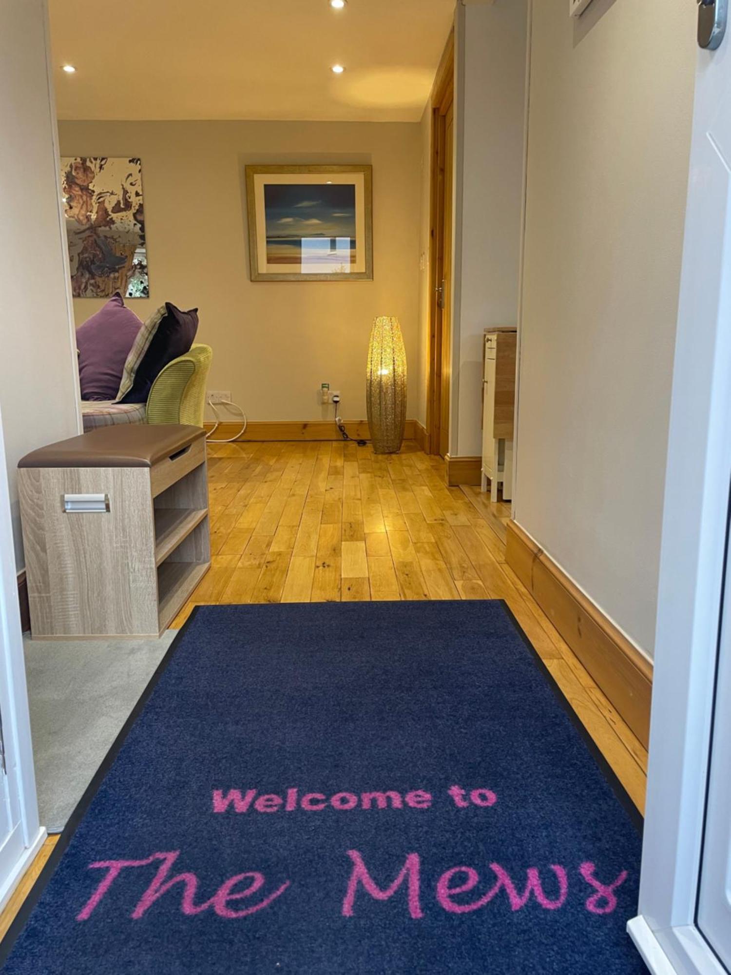 The Mews 2 Bedroom With Private Parking 奥本 外观 照片